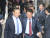 23일 바른미래당 유승민 의원(오른쪽)이 국회에서 의원총회를 마친 뒤 굳은 표정으로 회의장을 나서고 있다. [연합뉴스]