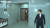 토론회장을 빠져나가는 황교안 자유한국당 대표(오른쪽)와 문밖을 나서는 나경원 같은 당 원내대표. [사진 SBS 비디오머그 유튜브 영상 캡처]