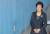 2017년 5월 23일 서울중앙지법에서 열린 국정농단 첫 재판에 출석하던 박근혜 전 대통령의 모습. [뉴스1]