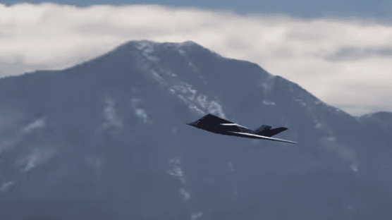 [단독] 퇴역 스텔스 F-117A 재등장···북핵 정밀타격 대비?
