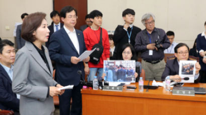 여성단체들 “성폭력을 정쟁 도구로 삼는 한국당 규탄”