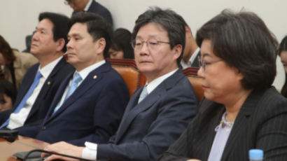 바른미래 의원 13명 “김관영, 사보임 되돌리면 불신임 안해”