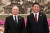 블라디미르 푸틴 러시아 대통령과 시진핑 중국 국가주석이 지난 26일 베이징에서 제2차 일대일로 국제협력포럼 만찬에 앞서 기념사진을 촬영했다.[EPA=연합뉴스]