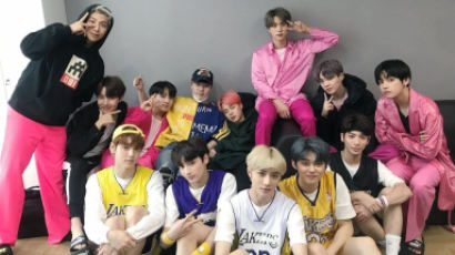 Jimin Didn’t Realize BigHit was Taking Their First Group Photo