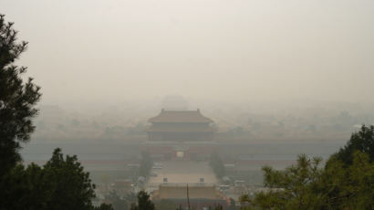베이징 미세먼지 줄었다더니…주변 오염은 더 심해졌다