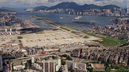홍콩의 카이탁 공항 : 사진기자가 기억하는 마지막 한 달