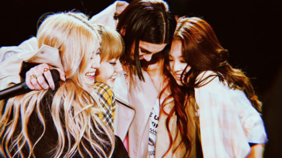 BLACKPINK and DUA LIPA's First Joint Stage @Newark!