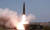 북한판 이스칸데르&#39; 미사일로 추정되는 전술유도무기가 날아가는 모습. 연합뉴스