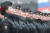러시아 여성 경찰들이 7일(현지시간) 모스크바 붉은광장에서 열린 승전기념일 퍼레이드 리허설에 참가해 대열을 갖추고 있다.[TASS=연합뉴스] 