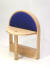 이미혜(온리우드) 목수가 설계한 의자. 평평한 오브제가 됐다가 의자가 되기도 한다. [사진 우드플래닛]