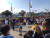 4일(현지시간) 미국 로즈볼 스타디움 앞에서 플래시몹 댄스를 선보이고 있는 방탄소년단 팬들. [연합뉴스]