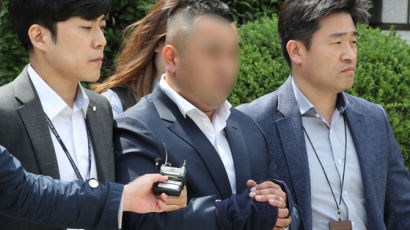 '클럽 미성년자 출입 무마' 금품수수한 현직 경찰 구속