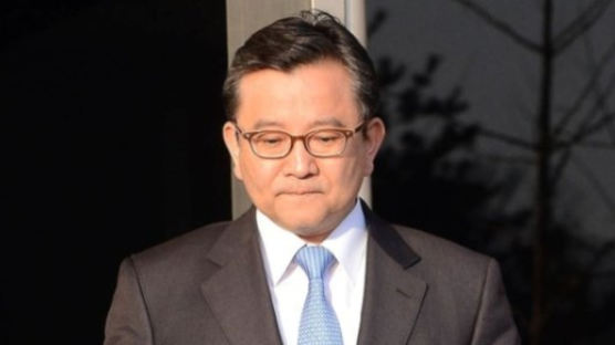  ‘뇌물수수 혐의’ 김학의 구속영장 청구…성범죄는 빠졌다