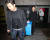 이부진 호텔신라 사장의 프로포폴 상습 투약 의혹을 수사 중인 경찰이 지난 3월 23일 투약 장소로 지목된 서울 강남구 청담동의 한 병원을 압수수색한 뒤 압수품을담은 박스를 들고 차량으로 이동하고 있다. [뉴스1]