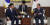 김연철 통일부 장관(왼쪽)과 데이비드 비슬리 세계식량계획(WFP) 사무총장이 13일 오후 서울 세종로 통일부장관실에서 만나 이야기하고 있다. 2019.5.13/뉴스1