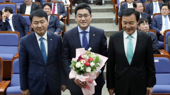 김관영에 사보임 당했던 오신환, 바른미래 새 원내대표 선출