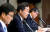 이낙연 국무총리가 15일 오전 서울 중구 프레스센터에서 열린 편집인협회 토론회에서 기조연설을 하고 있다. [뉴시스]