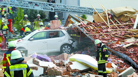 [사진] 독일 주택가 폭발사고 4명 실종