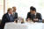 미국 트럼프 대통령과 사이타마현 가스미가세키 컨트리클럽 골프장에서 만나 오찬으로 햄버거를 먹었다. [아베총리 트위터]