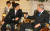 2006년 9월, 미국 백악관에서 마주 앉은 노무현 전 대통령과 조지 W 부시 전 대통령. [중앙포토]