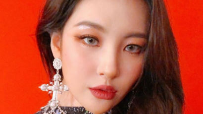 SUNMI, First K-pop Female Solo Artist To Go On A World Tour