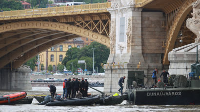 외교부 “헝가리 유람선 사망 7명 신원 모두 확인”
