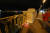 부다페스트 다뉴브강 머르기트 다리 위에 30일 밤(현지시간) 현지 주민들이 놓아둔 꽃과 촛불이 사고 현장을 향해 놓여져 있다. [연합뉴스]