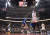 골든스테이트와 NBA 파이널 1차전에서 골밑 슛을 시도하는 시아캄(오른쪽 두 번째). [AP=연합뉴스]