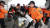 소방청 국제구조대원들이 헝가리 부다페스트 다뉴브강에서 발생한 유람선 침몰사고 후속 대응을 위해 30일 오후 인천국제공항에 도착, 구조 작업에 필요한 장비들을 옮기고 있다. 변선구 기자
