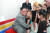  배움의 천리길학생소년궁전 현지지도에서 한 북한 어린이와 포옹하고 있는 김정은 위원장. [조선중앙통신=연합뉴스]