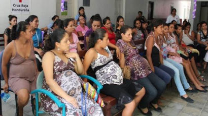 ‘세계 최악의 10대 임신율’ 온두라스 여성들 들고 일어났다