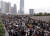 시위대가 12일(현지시간) 홍콩 시내 입법회 앞으로 행진하고 있다. [로이터=연합뉴스] 