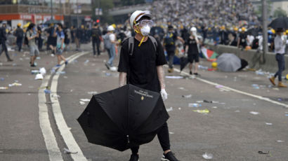 홍콩 시위에 영국 “상황 우려…대화 통해 자유‧권리 수호를”