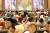 브루나이 궁전의 연회장. 하리라야 기간 사흘 동안 국민에게 음식을 접대한다. 동시에 5000명이 입장할 수 있다. 손민호 기자