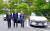 정의선 현대자동차그룹 수석부회장(왼쪽)이 15일~16일 일본 나가노현에서 열린 G20 에너지환경장관회의와 연계해 14일 수소위원회가 개최한 행사에서 베누아 포티에 에어리퀴드 회장(가운데), 우치 야마다 다케시 도요타 회장과 기념사진을 찍었다. [사진 현대자동차]