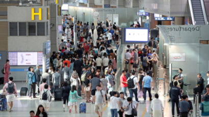 일본 편도 항공권 4만원…출혈 마케팅의 속내