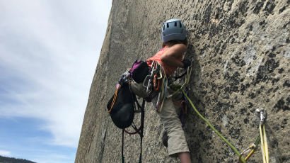 [서소문사진관]美 10세 소녀, 5일간 910m 최난코스 암벽 등정