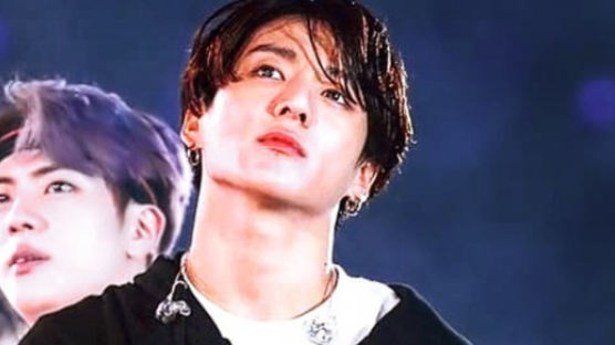 Why Did JUNGKOOK Get Upset In Front of His Fans?!