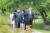 김정은 북한 국무위원장과 부인 이설주 여사가 21일 시진핑 중국 국가주석, 부인 펑리위안 여사와 함께 금수산영빈관을 산책하고 있다. [노동신문=뉴시스]