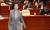 나경원 자유한국당 원내대표가 21일 국회 예결위 회의장에서 열린 &#39;현안 및 안보 의원총회&#39;에서 발언대로 향하고 있다. [변선구 기자]