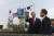 트럼프 미국 대통령이 30일 오후 비무장지대 오울렛 초소를 방문해 문재인 대통령과 대화하고 있다. [AP=연합뉴스]