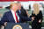 도널드 트럼프(Donald Trump) 미국 대통령이 30일 오후 경기 평택시 주한미군 오산 공군기지에서 연설을 하던 중 이방카 트럼프 백악관 선임보좌관과 마이크 폼페이오 미 국무부 장관을 불러 연단에 오르게하고 있다.[뉴시스]