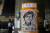 캐리 람 홍콩 행정장관을 비난하는 그림이 2일 오전 입법회 건물 내부에 붙어 있다.[로이터=연합뉴스] 