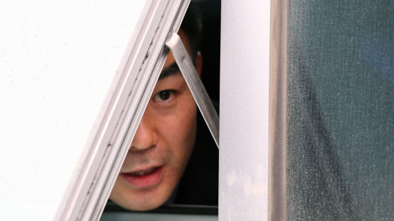 고발당한 한국당 의원이 "채이배 수사자료 달라" 경찰에 요구