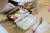 전국학교비정규직연대회의가 총파업에 돌입한 3일. 대구 수성구 지산초등학교에서 학생들이 학교급식이 아닌 각자 준비해온 도시락으로 점심을 먹고 있다.[연합뉴스]