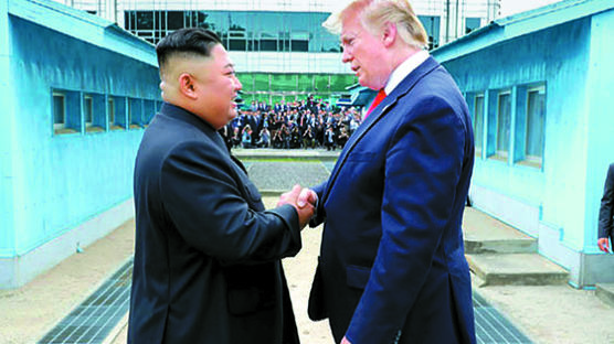 트럼프 두 얼굴의 핵 잣대…이란엔 ‘배드캅’ 북한엔 ‘굿캅’