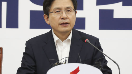 "언론, 좌파가 장악했다"며 반격 나서는 한국당, 5일 윤도한 청와대 수석 고발