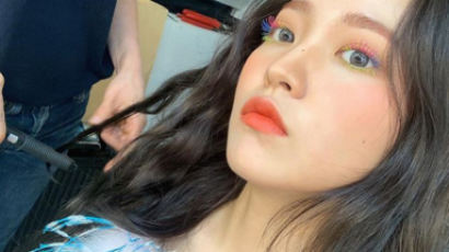 Here's How To Get Yeri's Makeup That's Perfect For Summer Festivals!