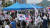 우리공화당 당원과 지지자들이 6일 오후 서울 세종로 광화문광장에 천막을 재설치하며 점거하고 있다. [뉴스1]