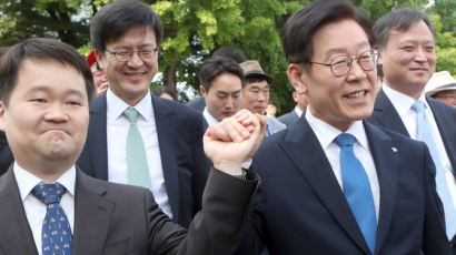김경수·이재명 변호하는 그들···"부담돼도 무죄 땐 대박"